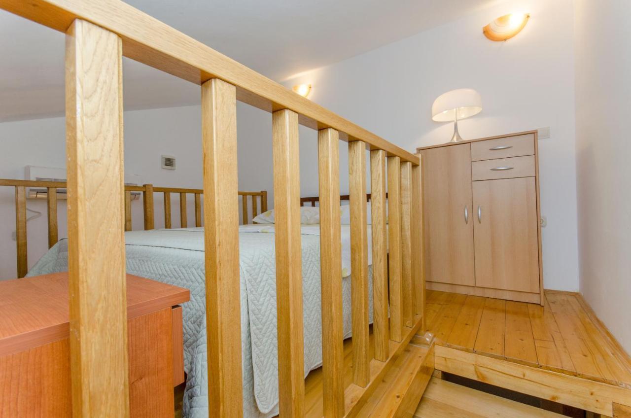 Knezovicapartments Zivogosce Luaran gambar