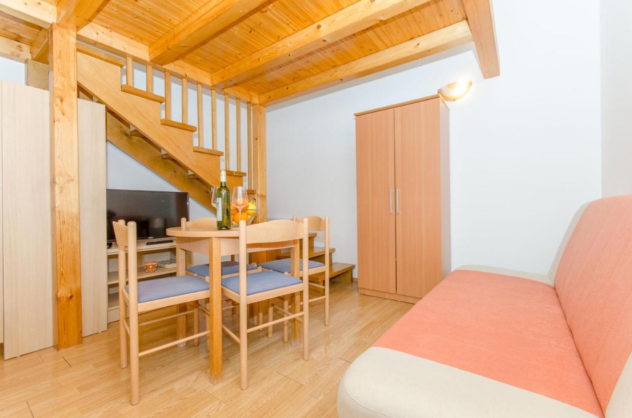 Knezovicapartments Zivogosce Luaran gambar