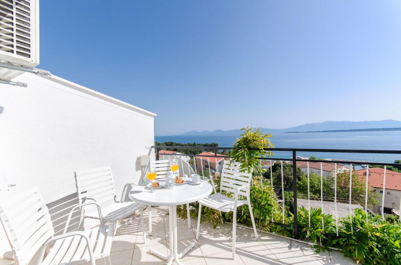 Knezovicapartments Zivogosce Luaran gambar