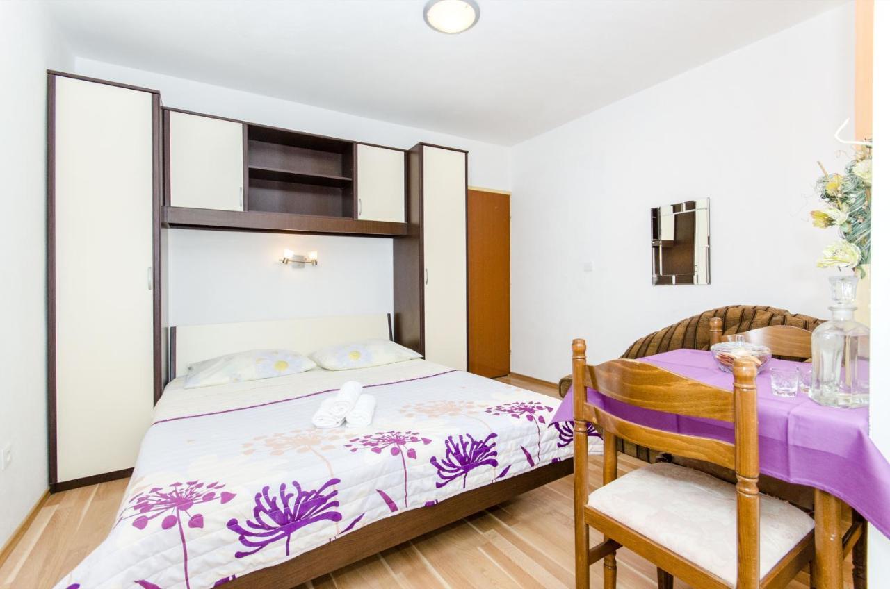 Knezovicapartments Zivogosce Luaran gambar