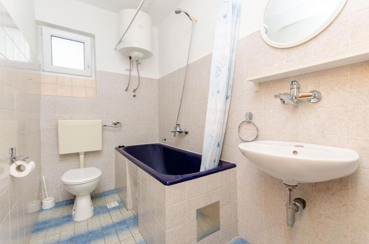 Knezovicapartments Zivogosce Luaran gambar