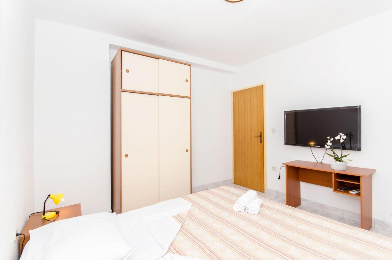 Knezovicapartments Zivogosce Luaran gambar