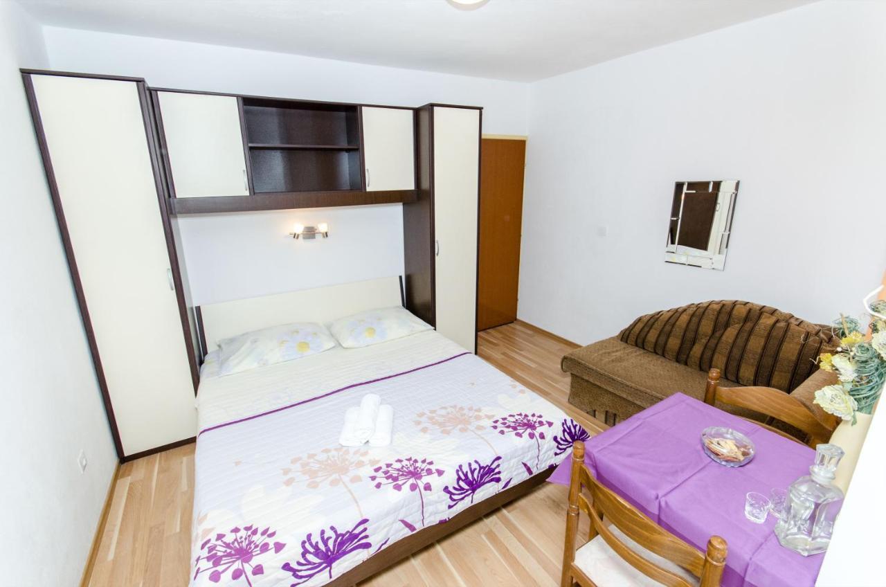 Knezovicapartments Zivogosce Luaran gambar