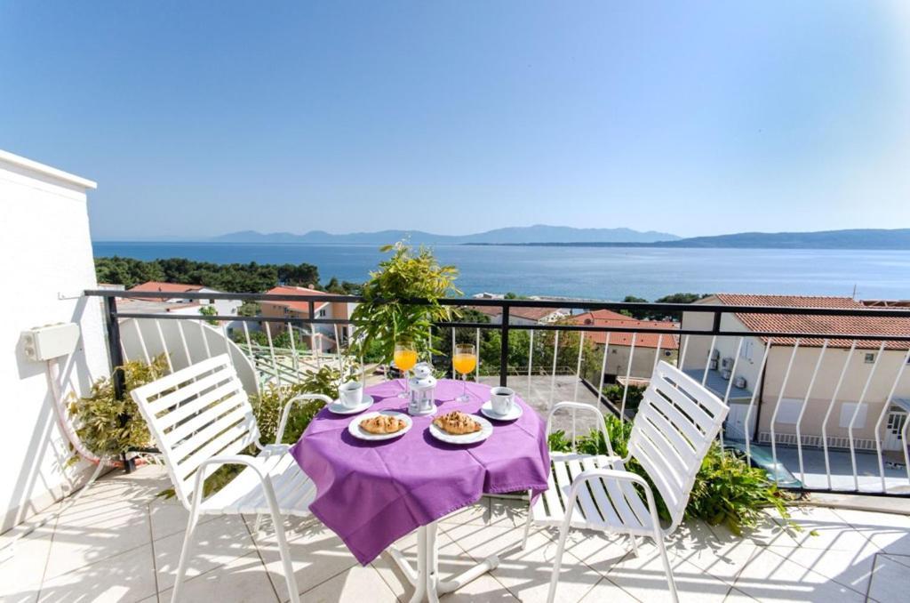Knezovicapartments Zivogosce Luaran gambar